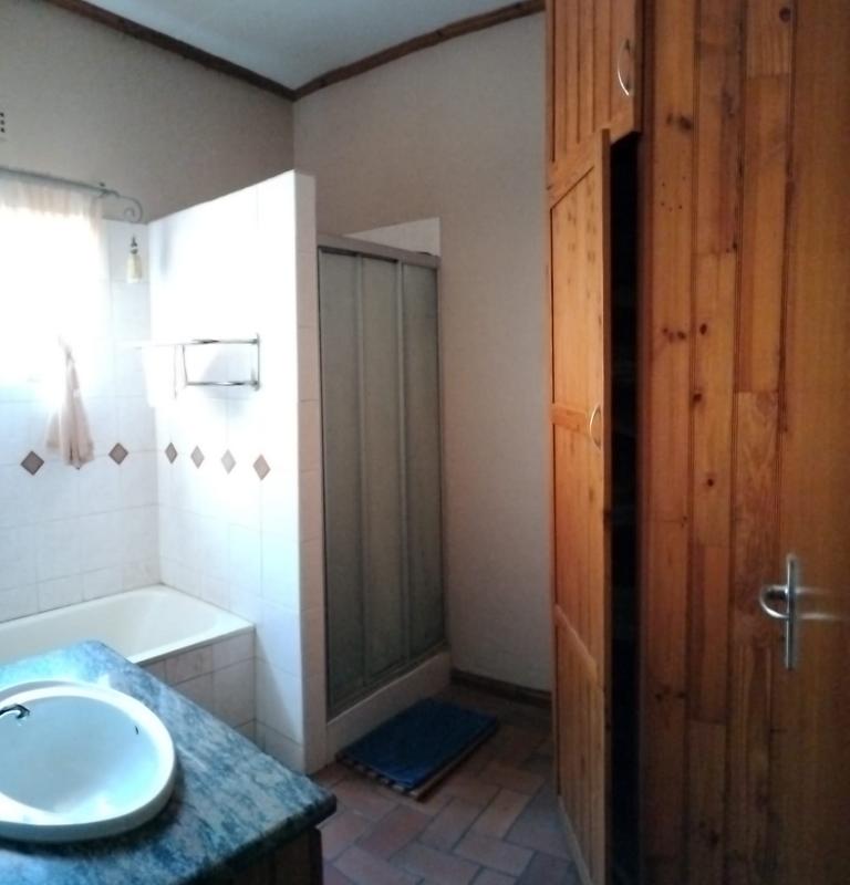 6 Bedroom Property for Sale in Brits North West